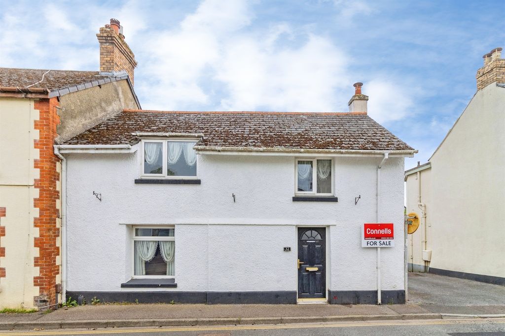 Property photo 1 of 32