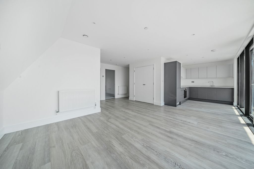 Property photo 3 of 14 Living Area