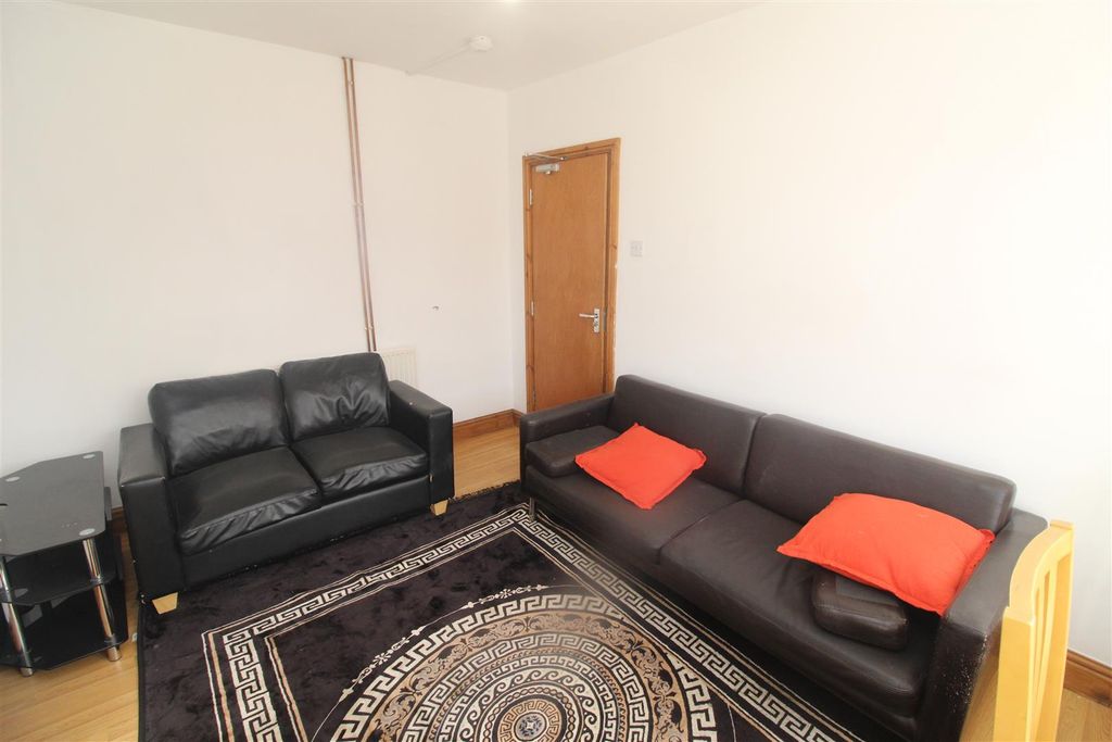 Property photo 2 of 13 Img_3815.Jpg