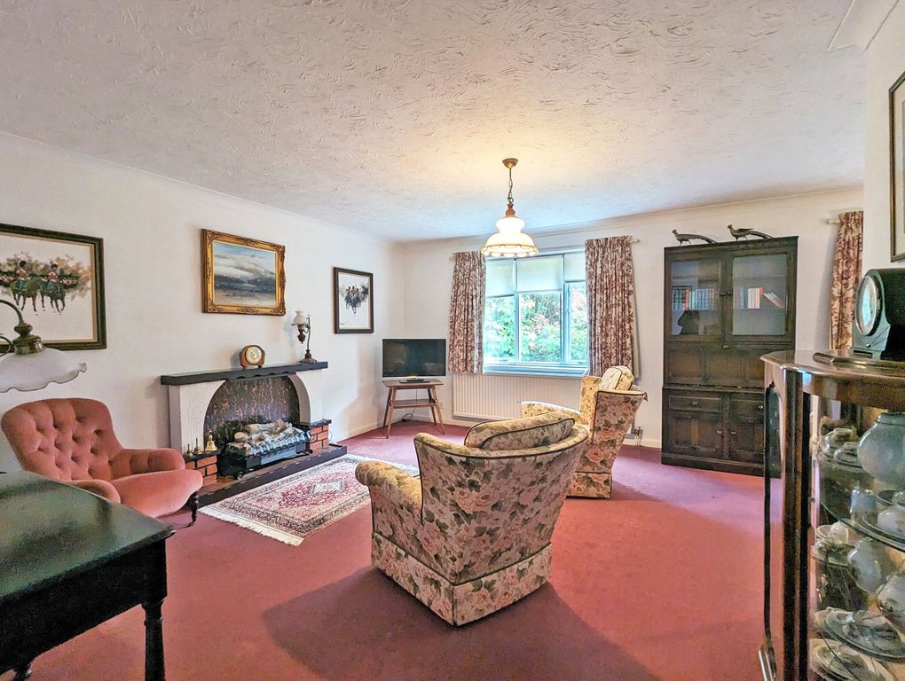 Property photo 2 of 17 Picture 2