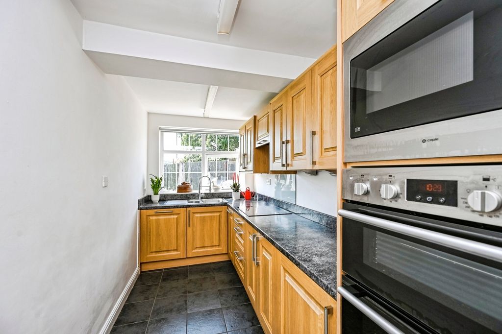 Property photo 3 of 19 Pbox-Img.Jpg