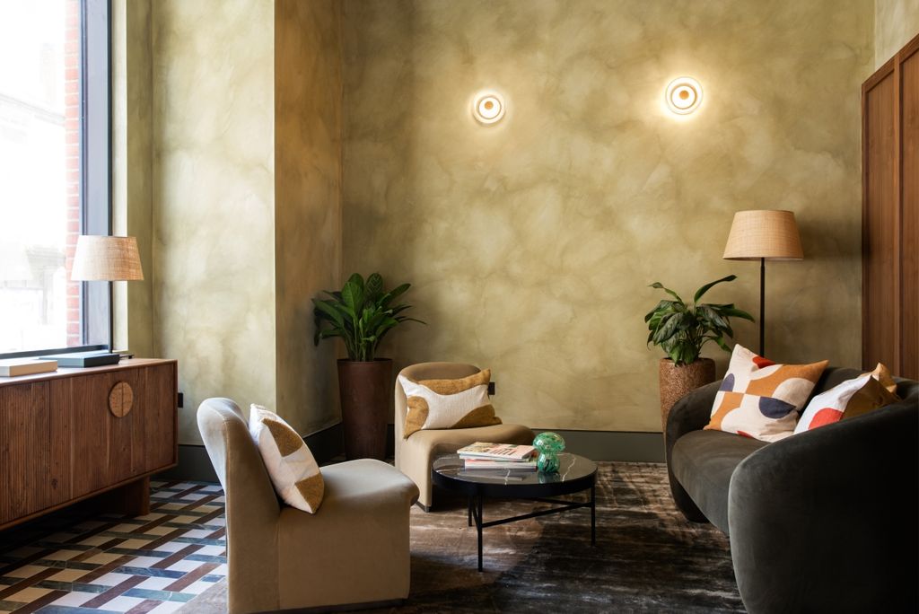 Property photo 3 of 9