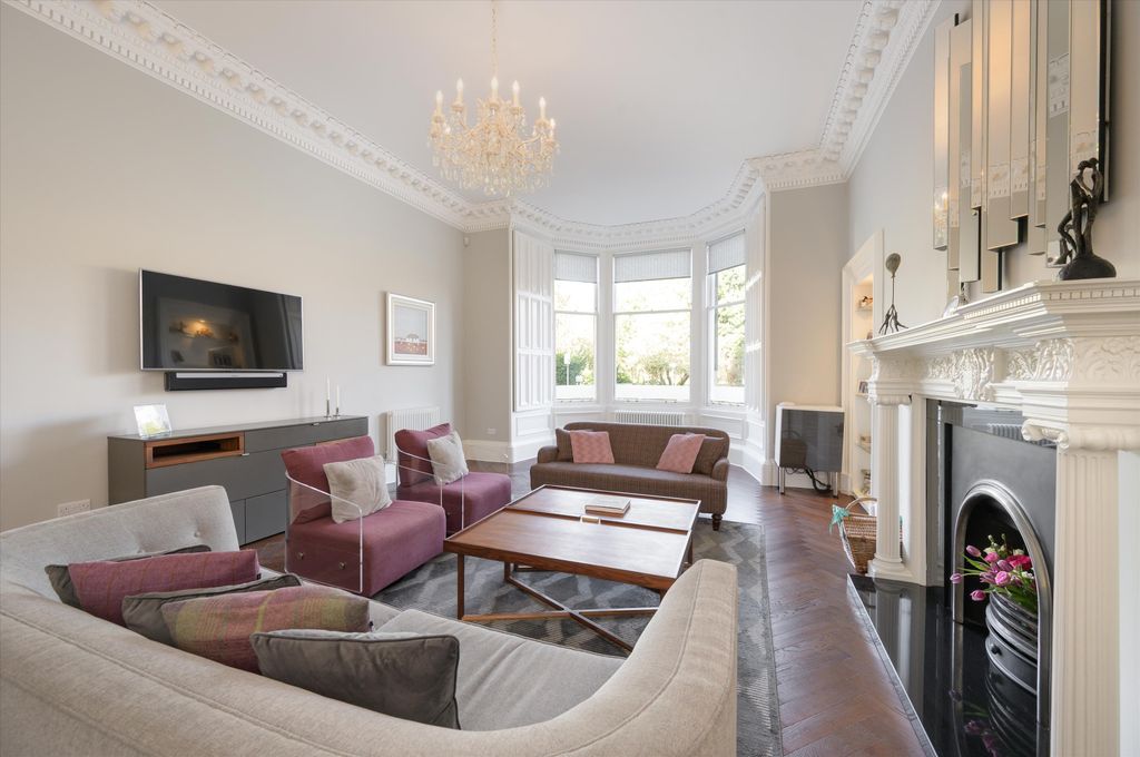 Additional image 6 of 4 bed flat for saleGlencairn Crescent, Edinburgh EH12