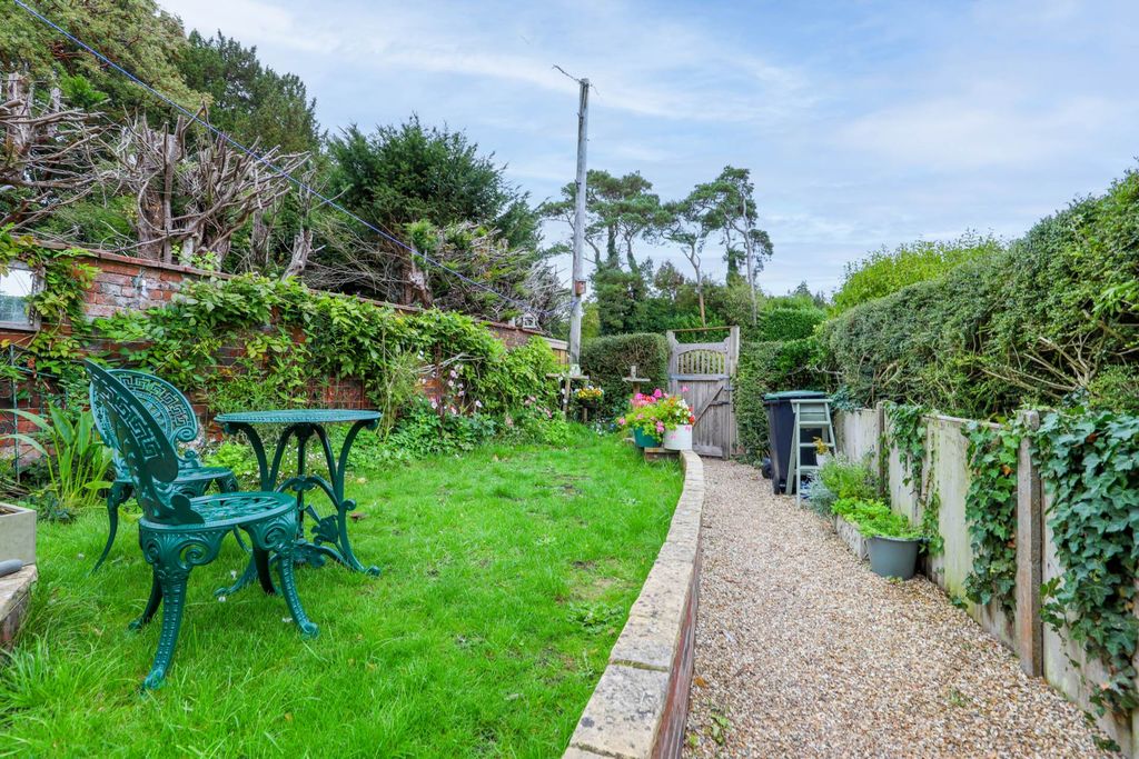 Property photo 3 of 13