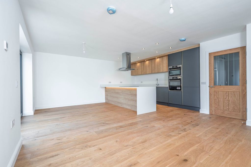 Property photo 2 of 22 Open Plan Kitchen