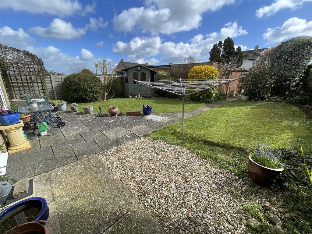 Property photo 2 of 10