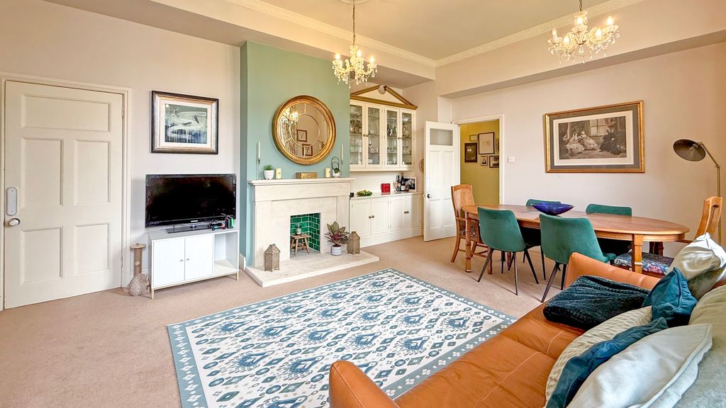 Property photo 3 of 16 Lounge/Dining Room