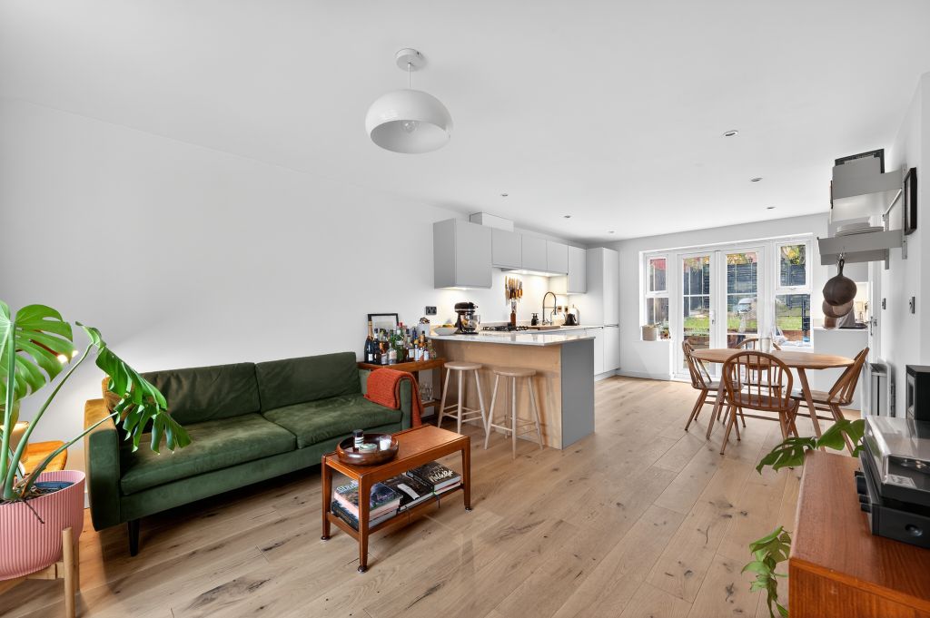 Property photo 3 of 20