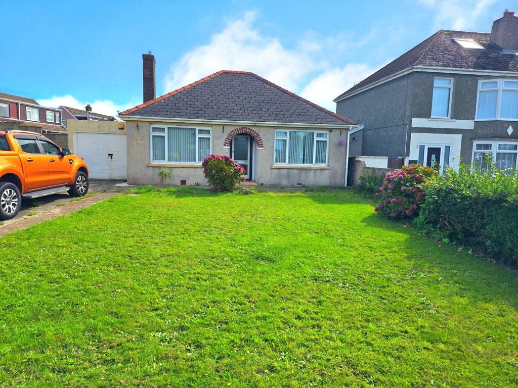 Property photo 2 of 26 Picture No. 15