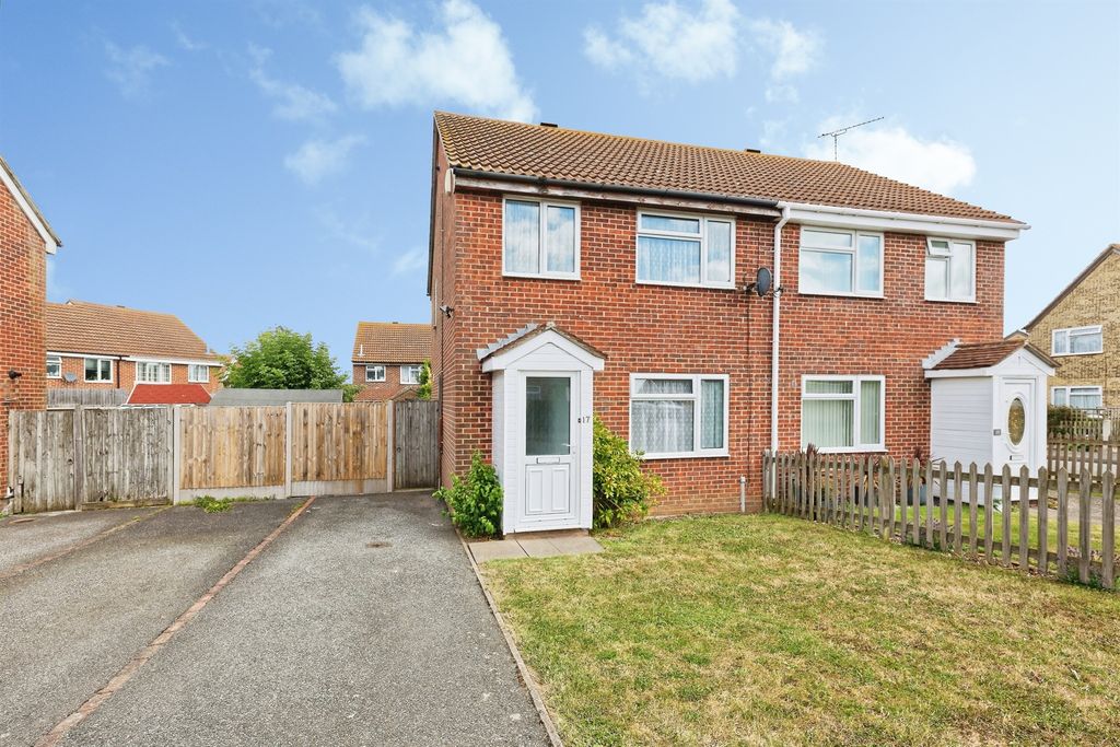 Property photo 1 of 18