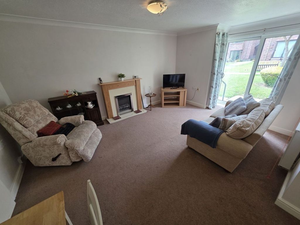 Additional image 7 of 1 bed property for salePriory Gardens, Abergavenny NP7