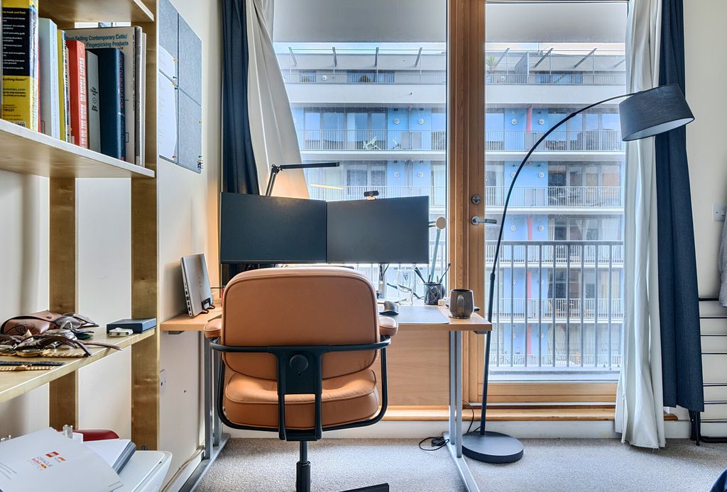 Property photo 1 of 11 1408567-9-69839Ab...