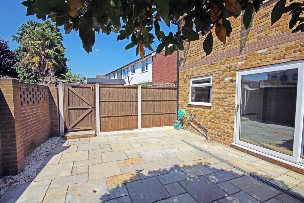 Property photo 3 of 13 Img_5132 Copy.Jpg