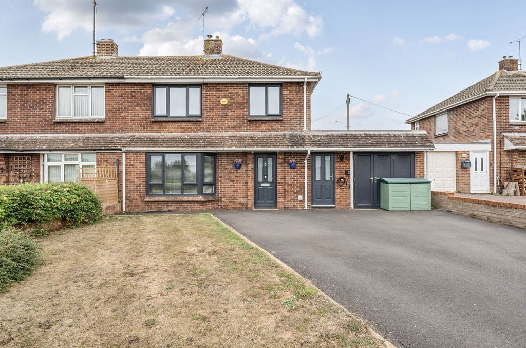 Property photo 1 of 9 1341600168A5d3Cb8ce32