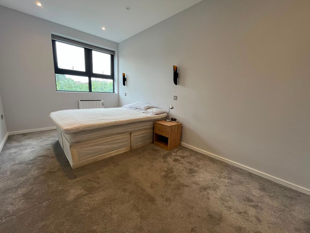 Property photo 3 of 4