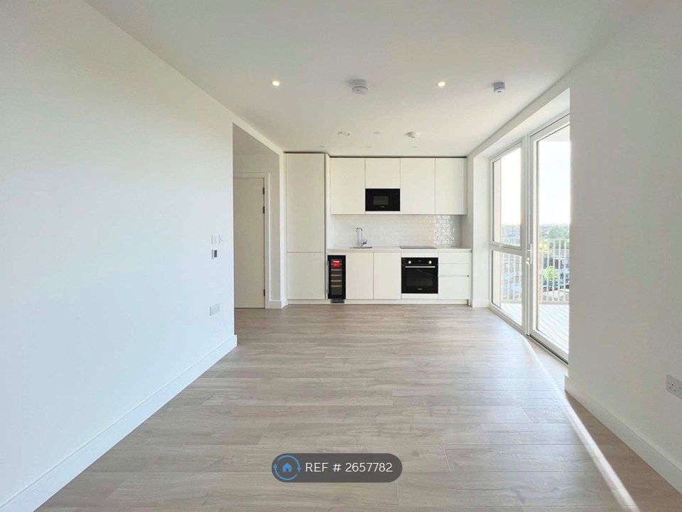 Property photo 2 of 8