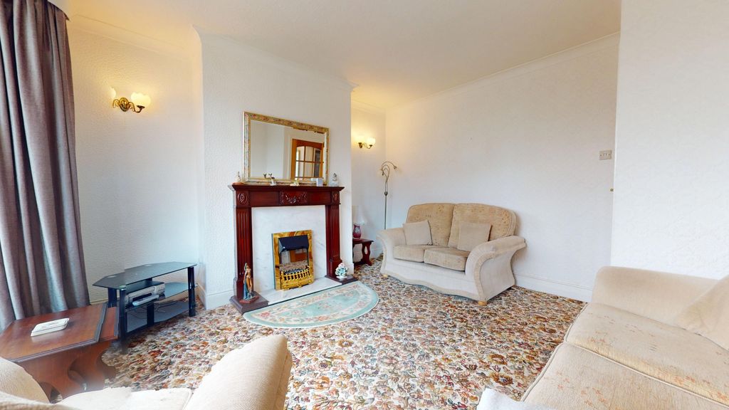 Property photo 3 of 20 4495086