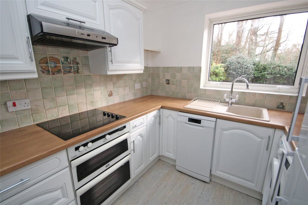 Property photo 3 of 10 Picture No. 04