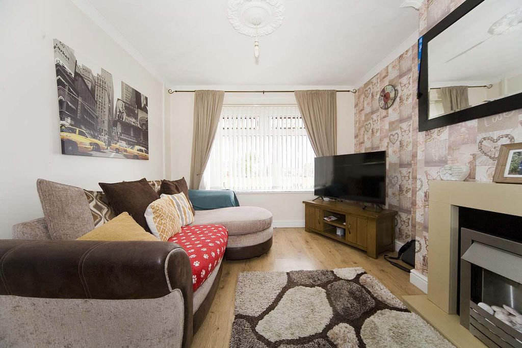 Property photo 2 of 12