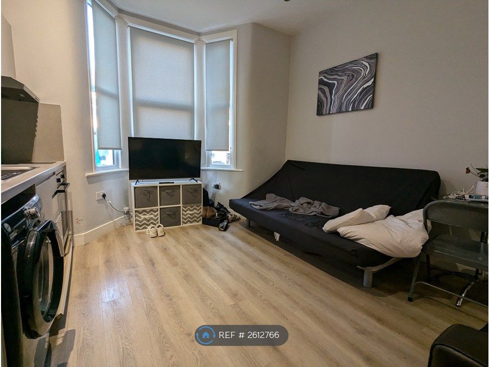 Property photo 2 of 5