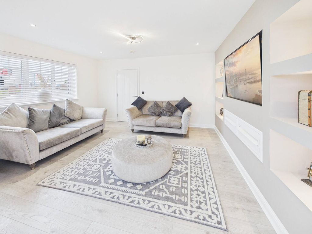 Property photo 3 of 29 Living Room