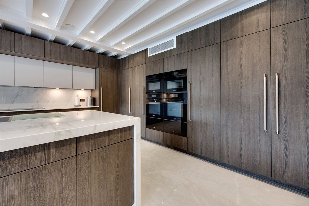 Additional image 7 of 6 bed detached house for saleWatford Road, Radlett, Hertfordshire WD7