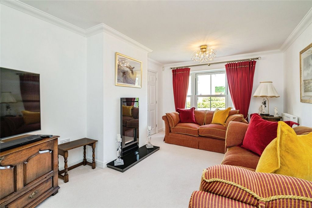 Property photo 3 of 25 Picture No. 08