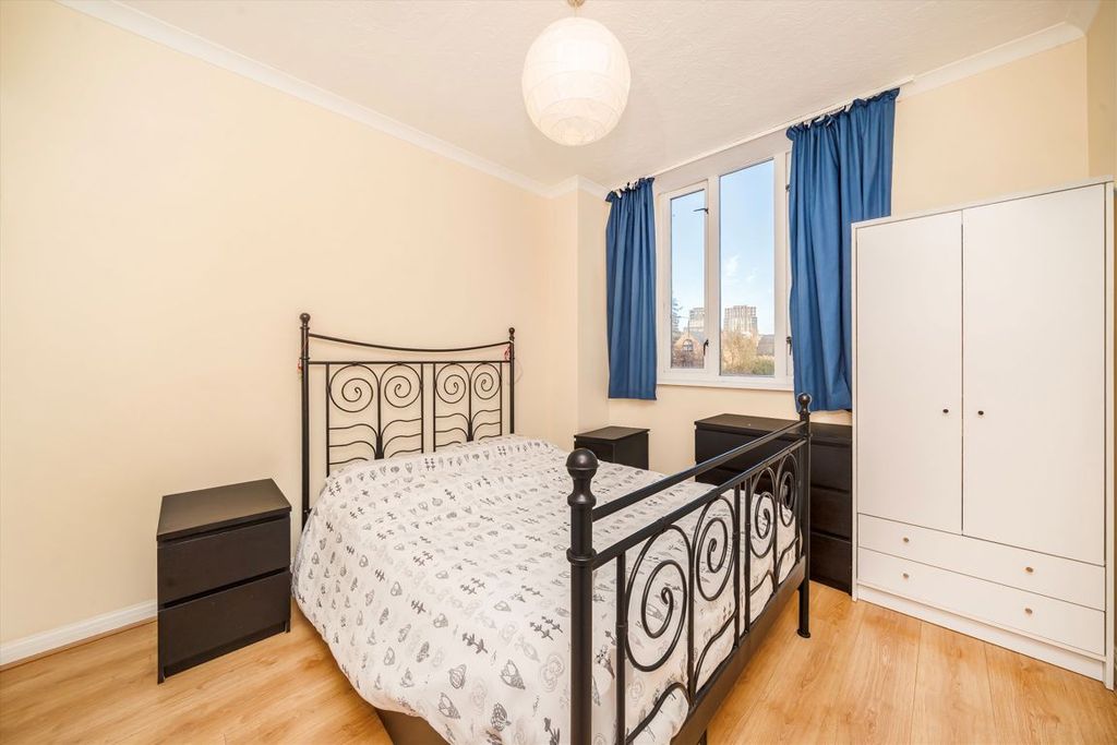 Property photo 3 of 6