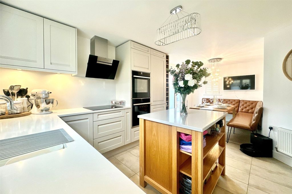 Property photo 3 of 29 Picture No. 60