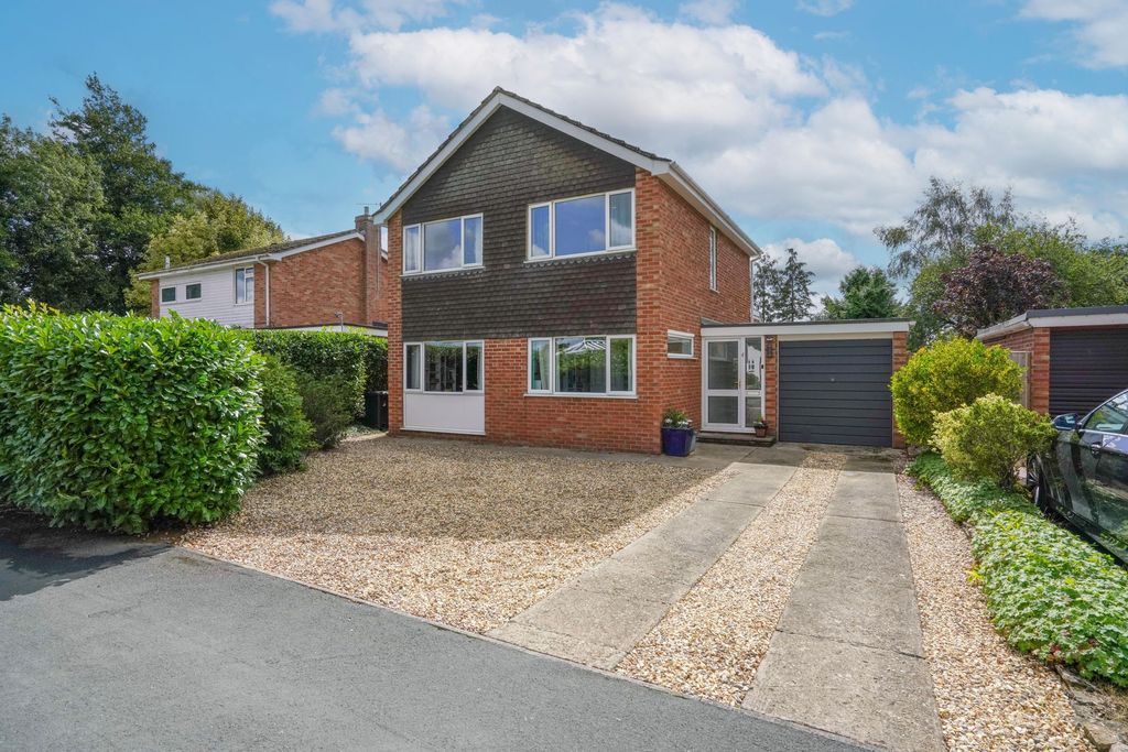 Property photo 1 of 23