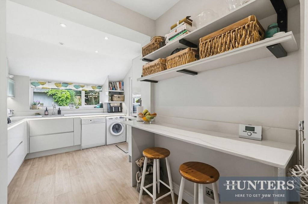 Property photo 3 of 12 Harvard Road, -2.Jpg