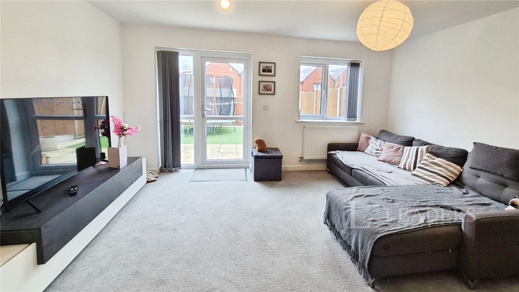 Property photo 2 of 11 Picture No. 05