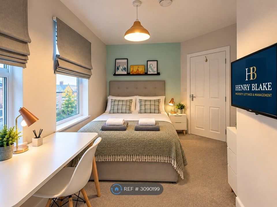 Property photo 1 of 9 Room 3