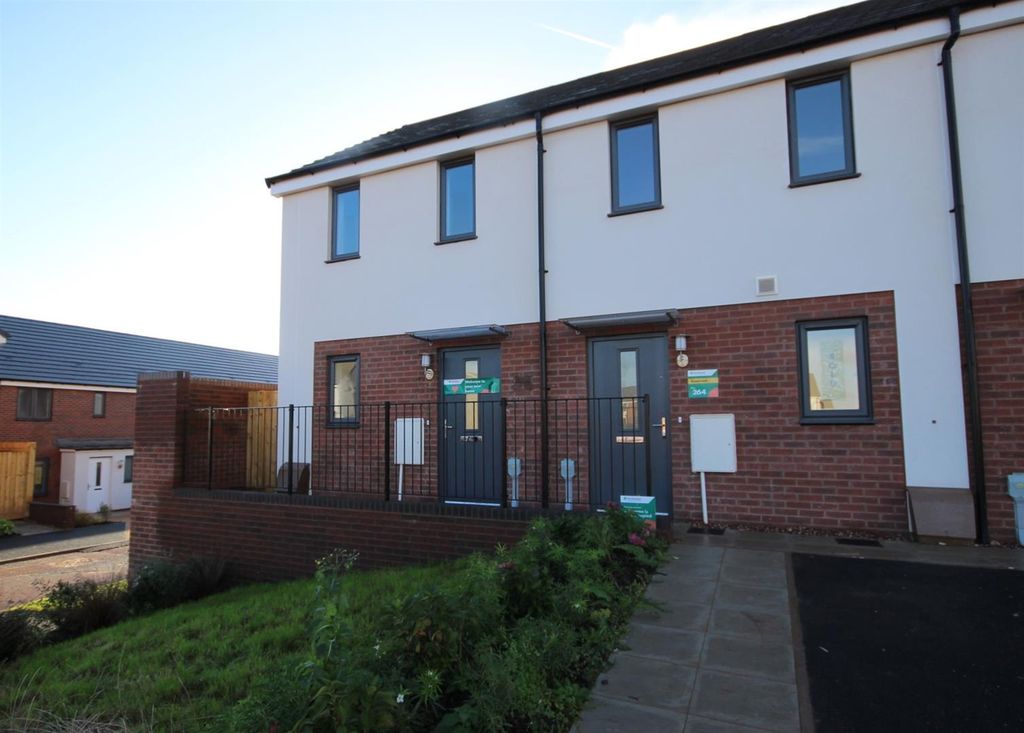 Property photo 1 of 11 Front.Jpg