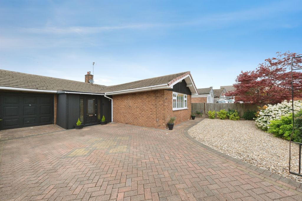 Property photo 2 of 20