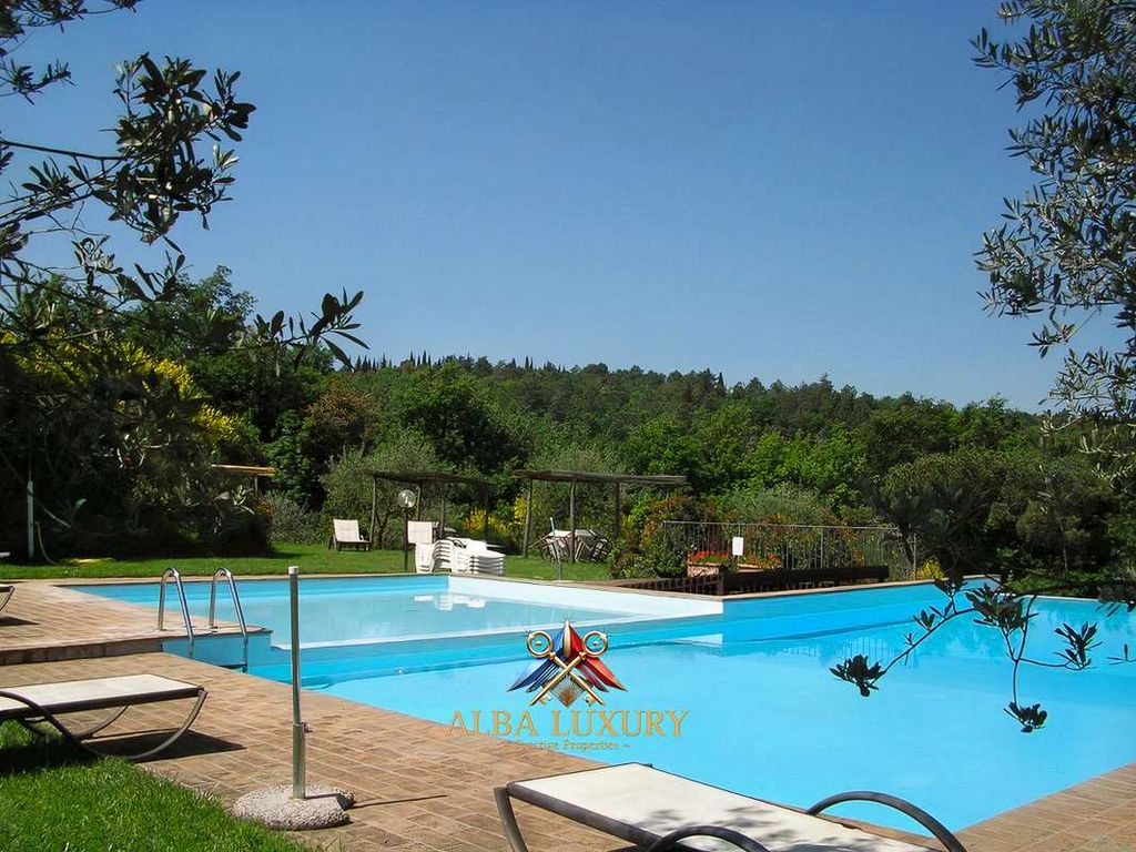 Property photo 1 of 42