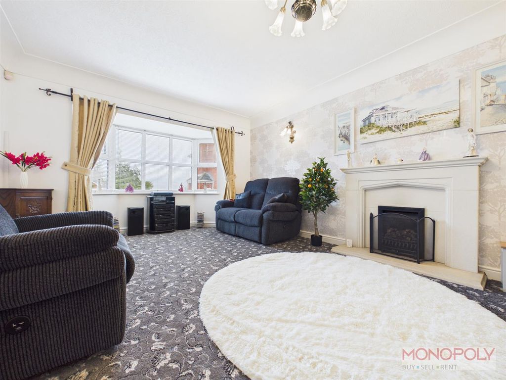 Additional image 11 of 5 bed detached house for saleChestnut Court, Summerhill, Wrexham LL11