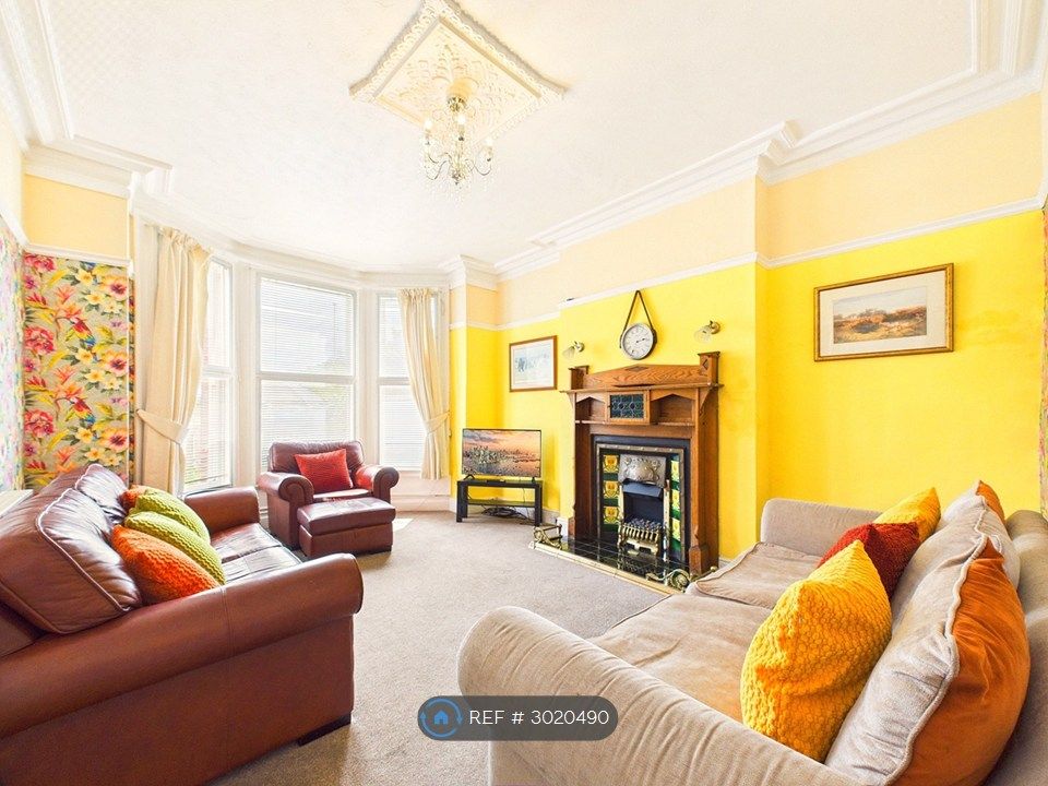 Property photo 1 of 30
