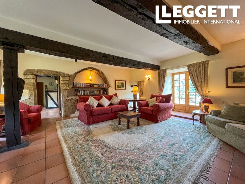 Property photo 2 of 10