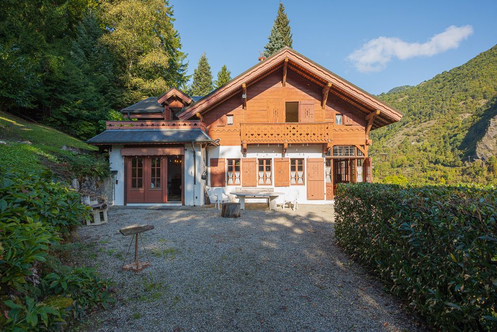 Property photo 1 of 6