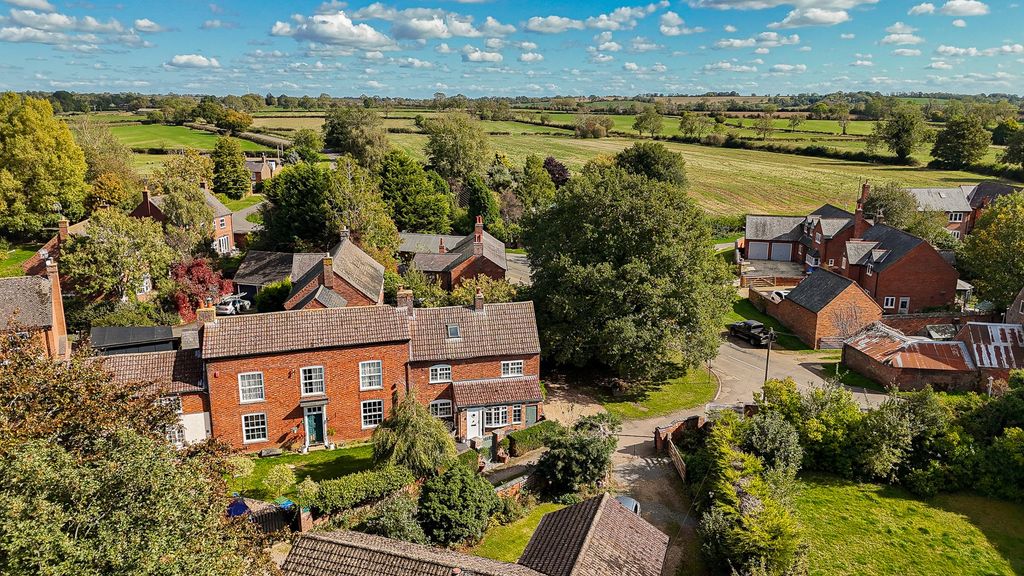 Property photo 1 of 41