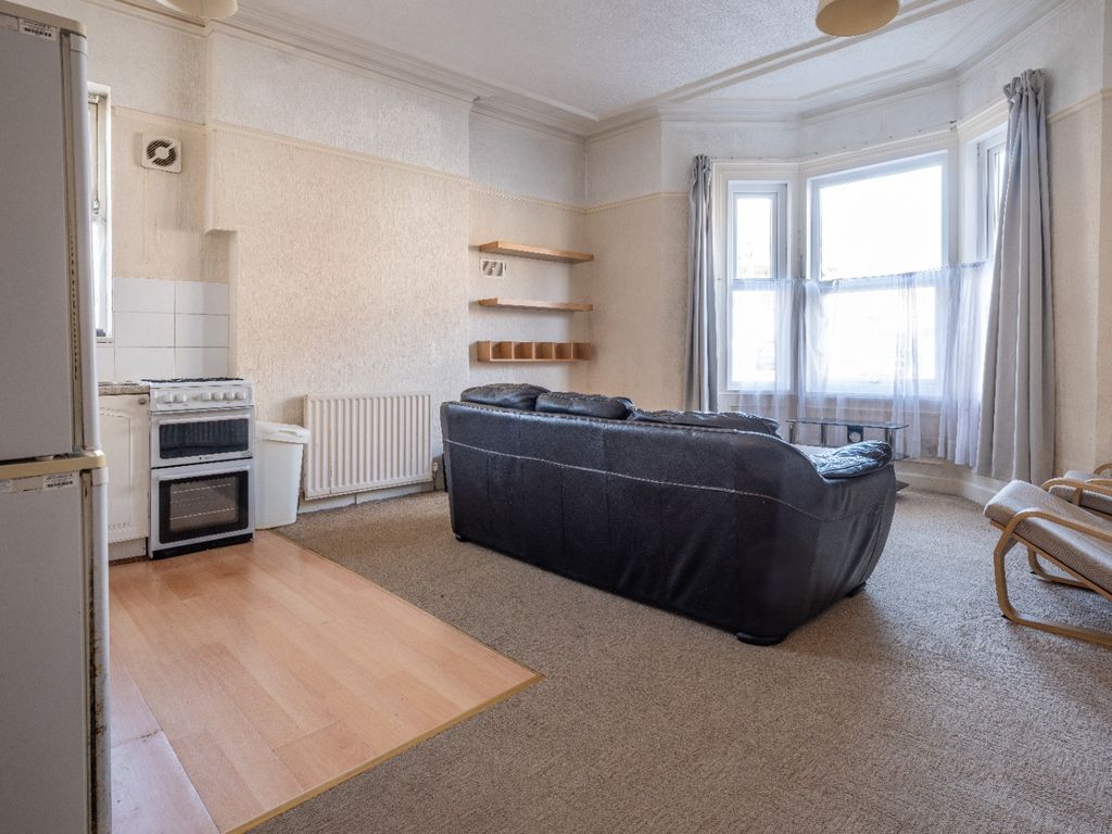 Property photo 2 of 8 3634682