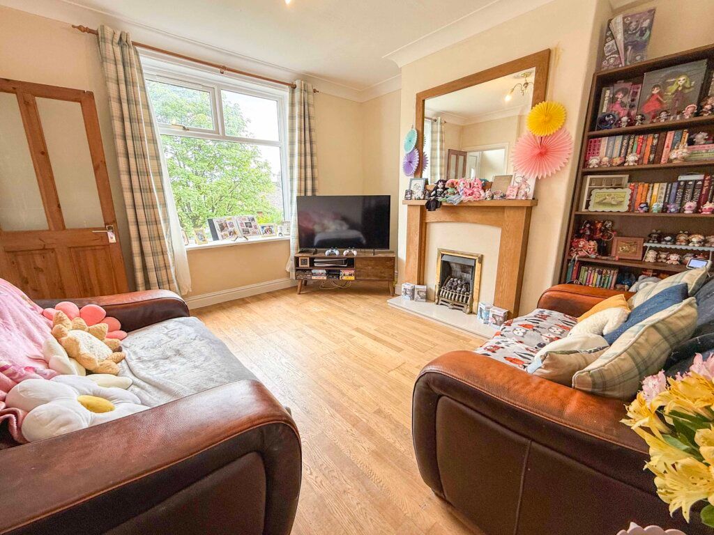 Property photo 1 of 31