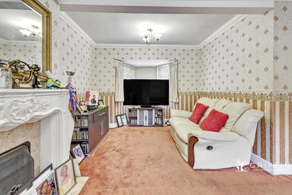 Property photo 3 of 19 171A8730171A8734
