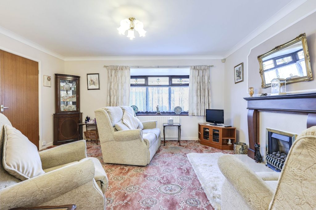 Property photo 3 of 18 Picture No. 10