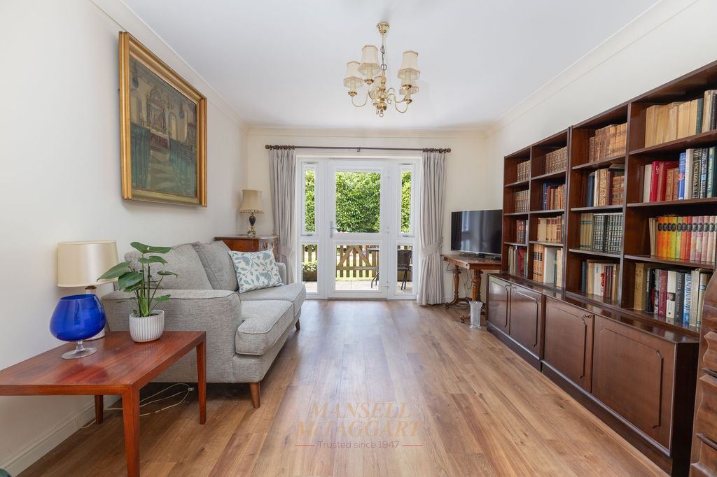 Property photo 2 of 16