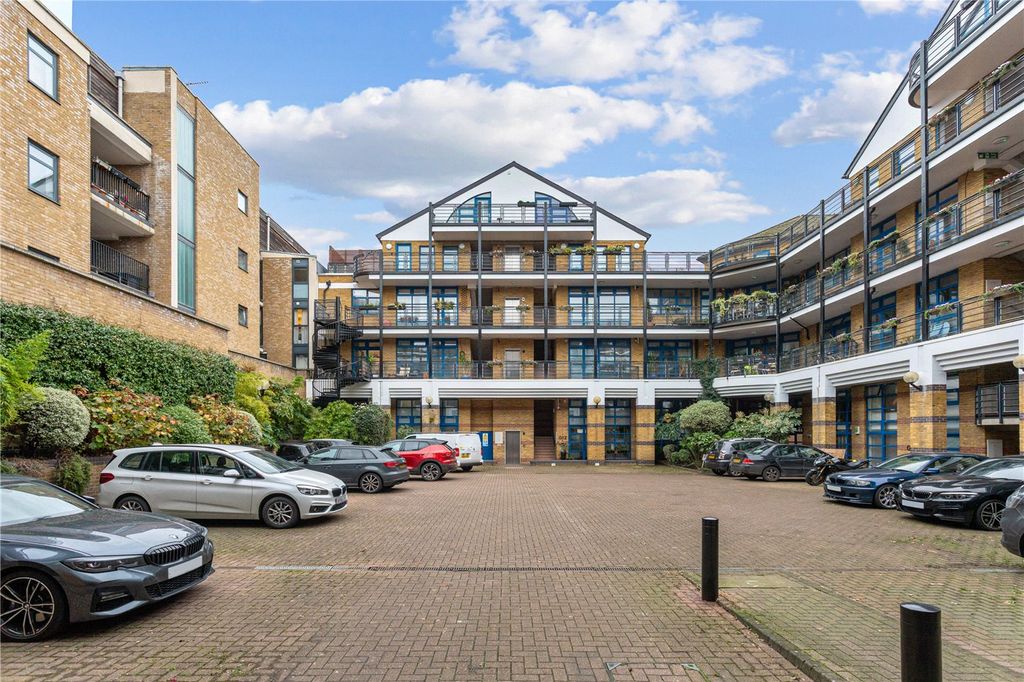 Property photo 2 of 12 Picture No. 03