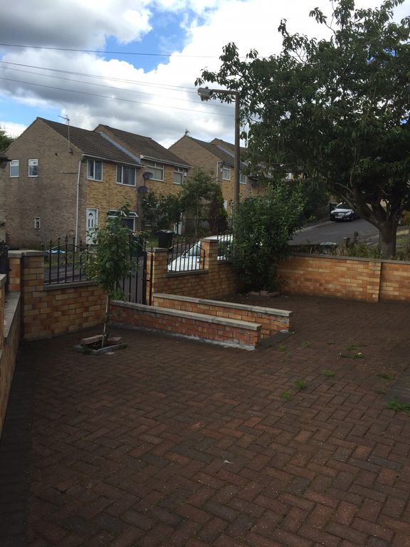 Property photo 2 of 10