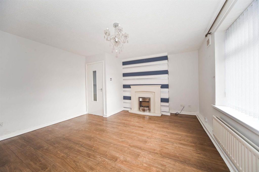 Property photo 3 of 16