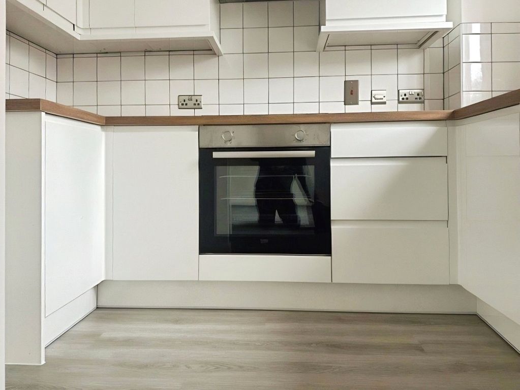 Property photo 2 of 8 Picture No. 08